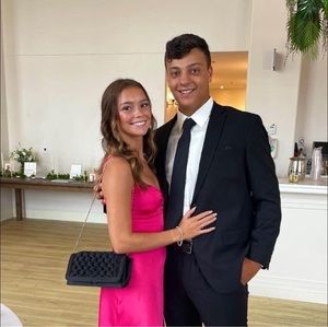 Meet your Posher, Samantha